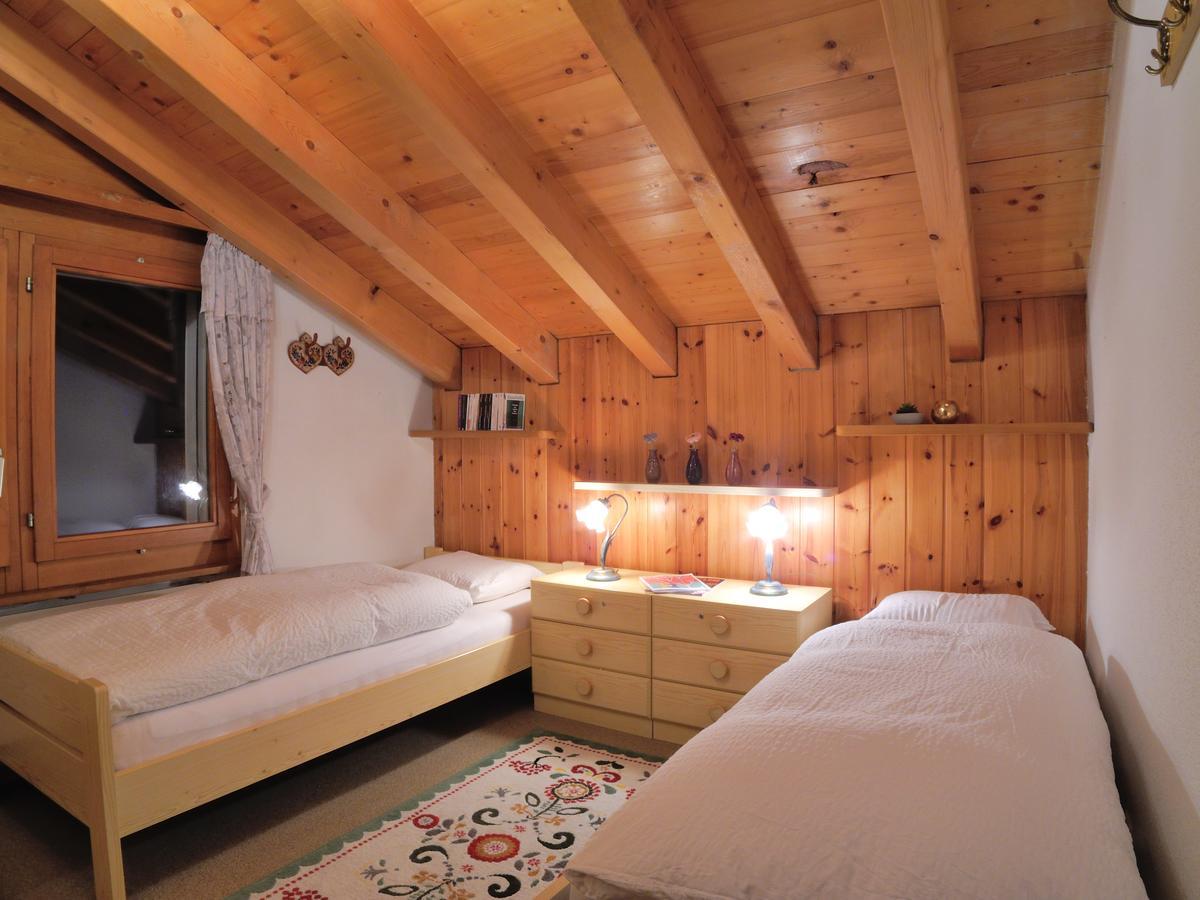 Apartamento Cosy 3.5 Piece A Taesch Exterior foto